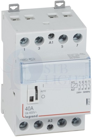 CX3 Контактор 230V 4НО 40А с руч.уп. Legrand 412553