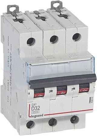Автомат 3P 32А DX3 (10 кА, D) Legrand 408092
