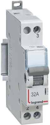 CX3 Переключатель 1PК 32A Legrand 412900