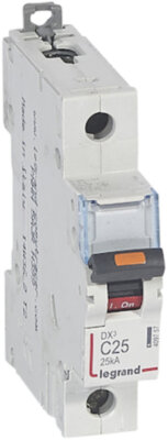 Автомат 1P 25А DX3 (25 кА, C) Legrand 409757