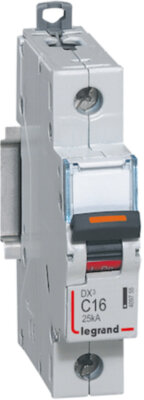 Автомат 1P 16А DX3 (25 кА, C) Legrand 409755