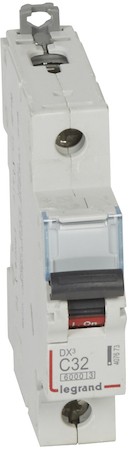 Автомат 1P 32А DX3 (10 кА, C) Legrand 407673